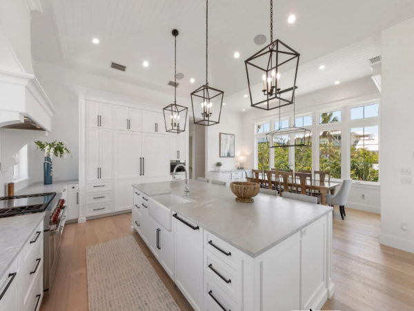 Luxury Beach Retreat on Anna Maria Island - Unforgettable Getaway